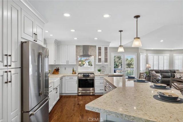204 N Lucia A, Redondo Beach, CA 90277