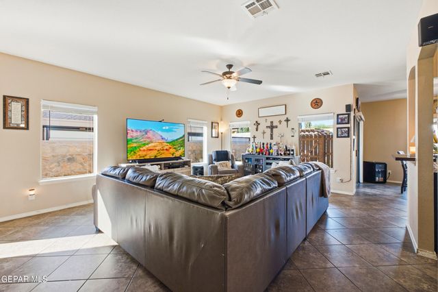 3130 HIDDEN CREEK Drive, El Paso, TX 79938
