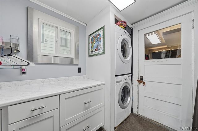 64 North Chapel Street, Persia, NY 14070
