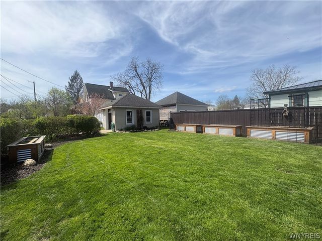 64 North Chapel Street, Persia, NY 14070