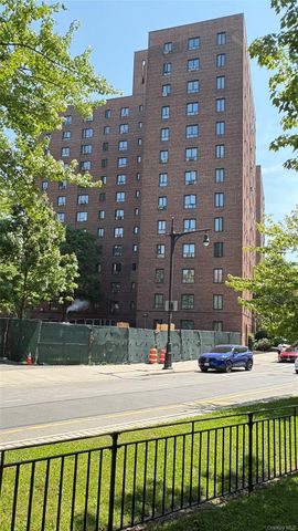 1560 UNIONPORT Road 3G, Bronx, NY 10462
