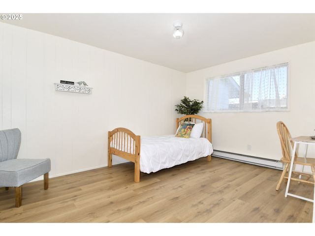 626 Ne FLEMING Ave B-63, Gresham, OR 97030