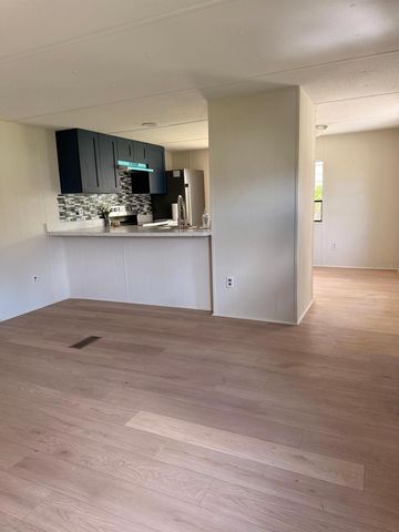 37021 PAULS DRIVE, Zephyrhills, FL 33541