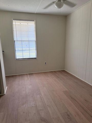 37021 PAULS DRIVE, Zephyrhills, FL 33541