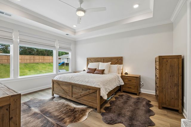7215 Adenborough Dr, Fairview, TN 37062
