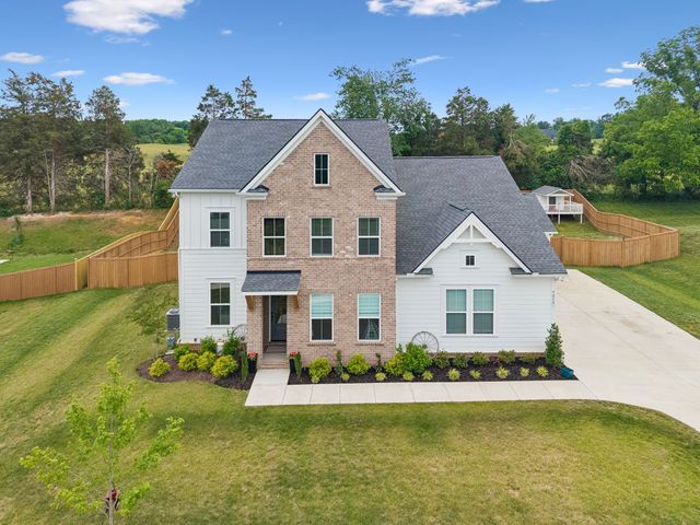 7215 Adenborough Dr, Fairview, TN 37062