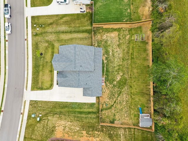 7215 Adenborough Dr, Fairview, TN 37062