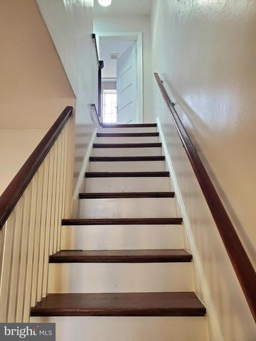 30 53RD ST SE, Washington, DC 20019