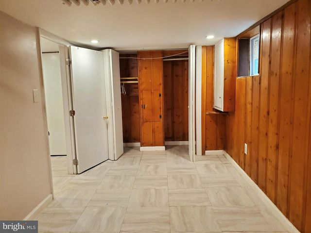 30 53RD ST SE, Washington, DC 20019