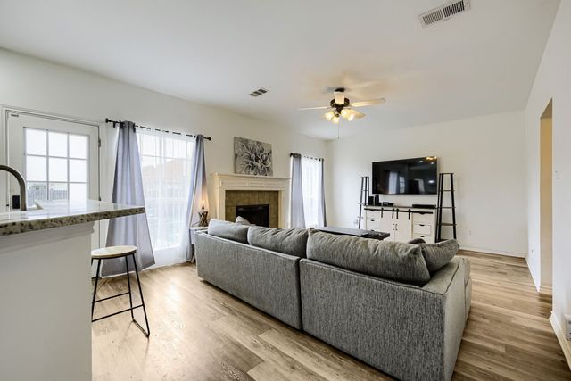 5016 Coral Creek Drive, Fort Worth, TX 76135