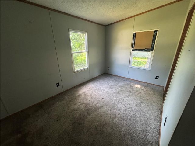 107 W 1st Street, Garden City, MO 64747