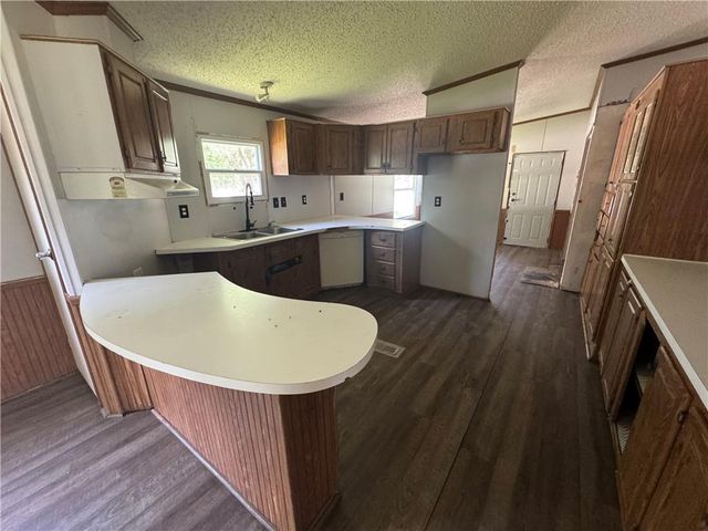107 W 1st Street, Garden City, MO 64747