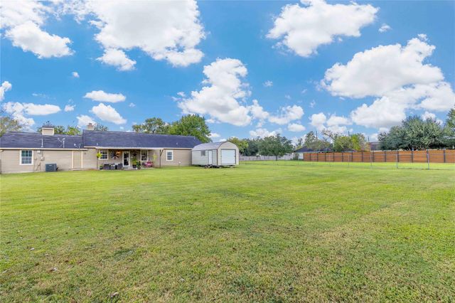 15810 Rownita Street, Crosby, TX 77532