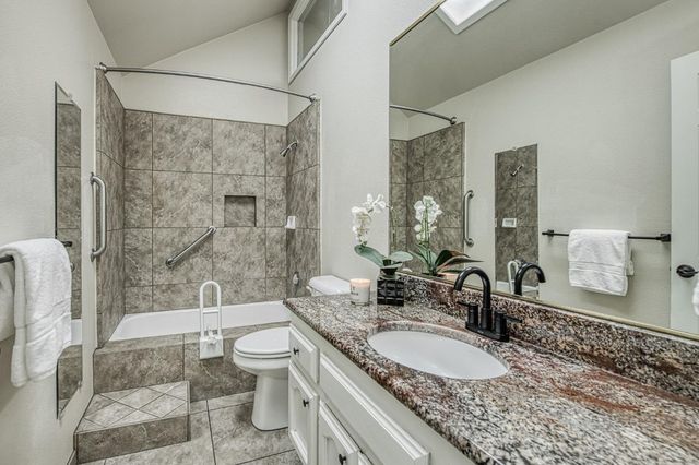 1229 W Bullard Avenue # 149, Fresno, CA 93711