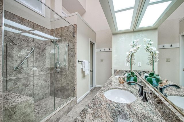 1229 W Bullard Avenue # 149, Fresno, CA 93711