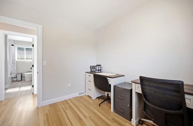 169 Raven, Lowell, MA 01852