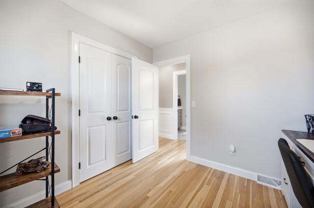 169 Raven, Lowell, MA 01852