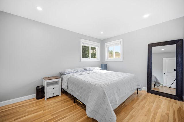 169 Raven, Lowell, MA 01852