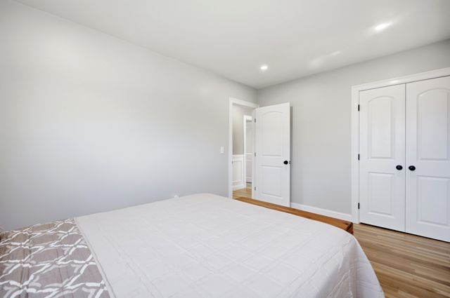169 Raven, Lowell, MA 01852