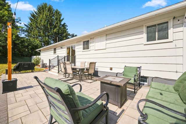 169 Raven, Lowell, MA 01852