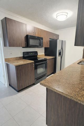 141 Plumage Lane, West Palm Beach, FL 33415