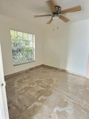 141 Plumage Lane, West Palm Beach, FL 33415