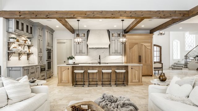 955 Bloor Lane, Zionsville, IN 46077