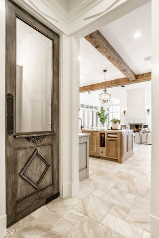 955 Bloor Lane, Zionsville, IN 46077