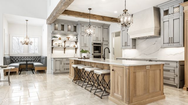 955 Bloor Lane, Zionsville, IN 46077