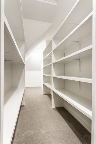 955 Bloor Lane, Zionsville, IN 46077