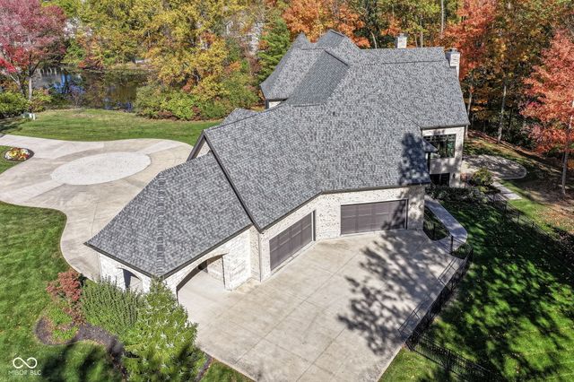955 Bloor Lane, Zionsville, IN 46077