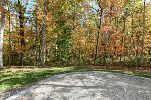 955 Bloor Lane, Zionsville, IN 46077