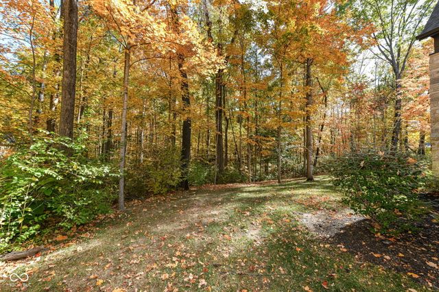 955 Bloor Lane, Zionsville, IN 46077