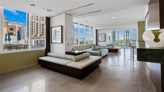 175 1ST STREET S 704, St Petersburg, FL 33701