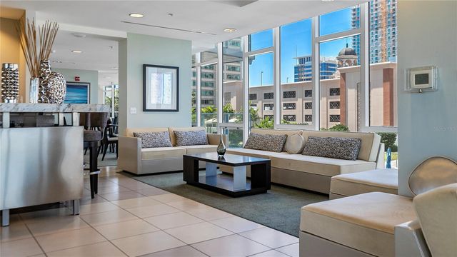 175 1ST STREET S 704, St Petersburg, FL 33701