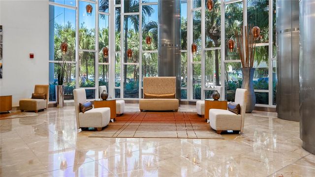 175 1ST STREET S 704, St Petersburg, FL 33701