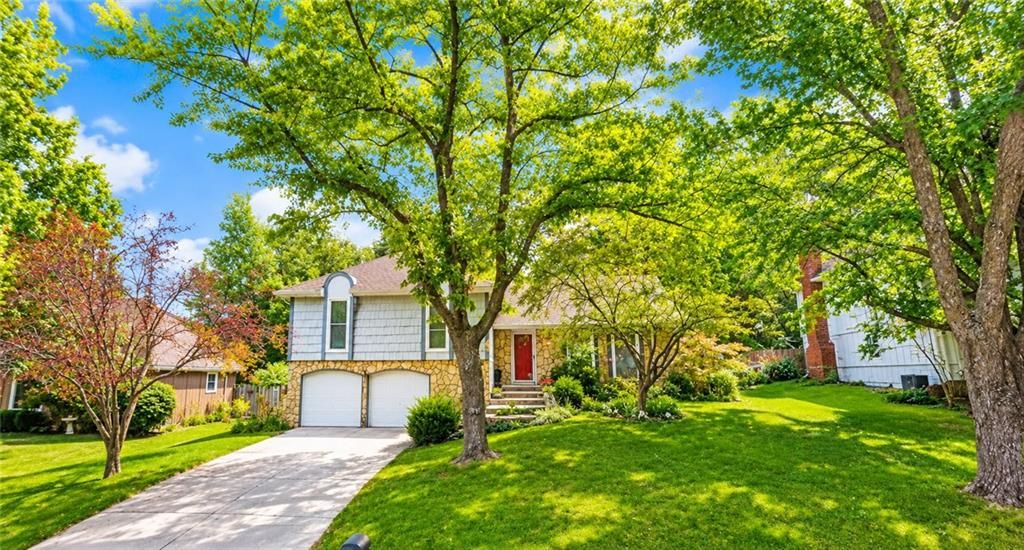 8107 Noland Road, Lenexa, KS 66215