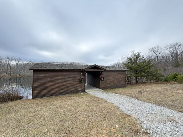 2095 Lake Louisa Loop, Monteagle, TN 37356