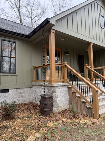 2095 Lake Louisa Loop, Monteagle, TN 37356