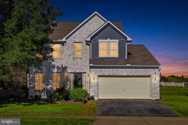 567 CROSSWINDS DR, Charles Town, WV 25414