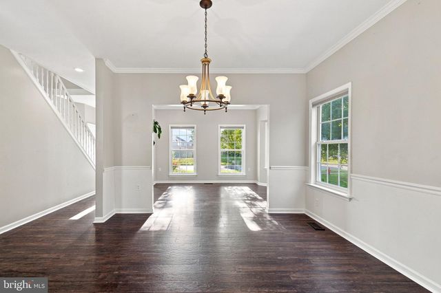 567 CROSSWINDS DR, Charles Town, WV 25414