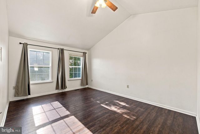 567 CROSSWINDS DR, Charles Town, WV 25414