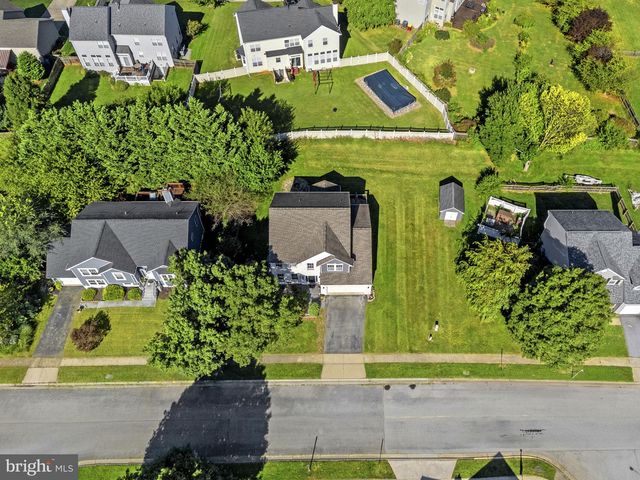 567 CROSSWINDS DR, Charles Town, WV 25414