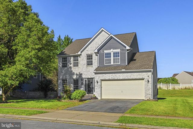567 CROSSWINDS DR, Charles Town, WV 25414