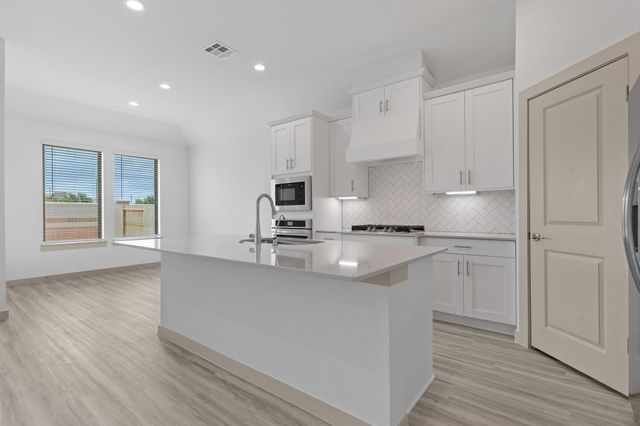 3311 Concorde Heights, Pearland, TX 77581