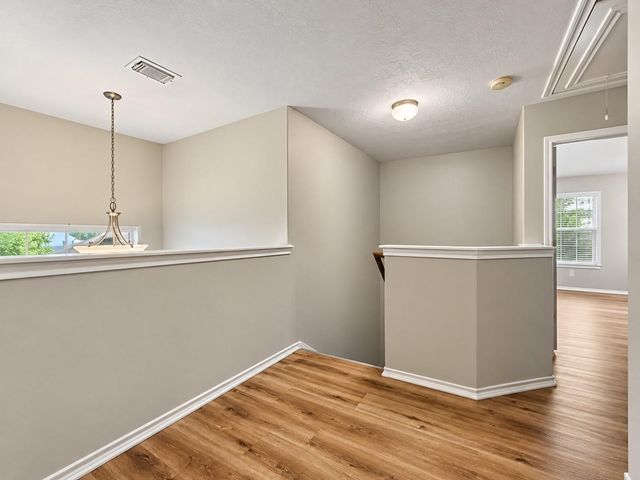 43 W Spindle Tree Circle, The Woodlands, TX 77382