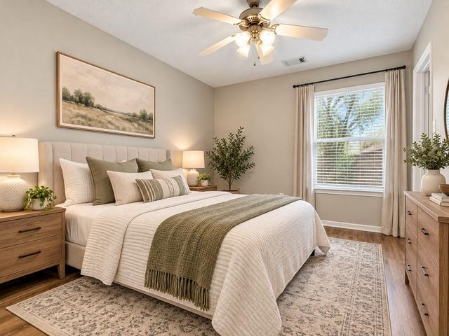 43 W Spindle Tree Circle, The Woodlands, TX 77382