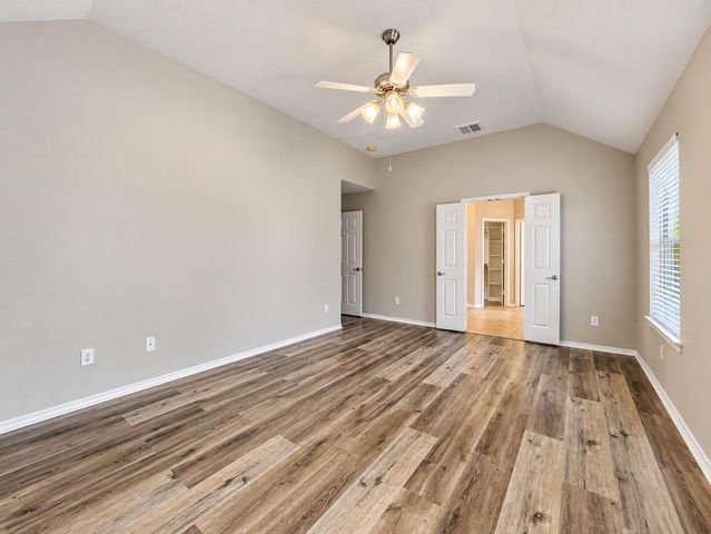 43 W Spindle Tree Circle, The Woodlands, TX 77382