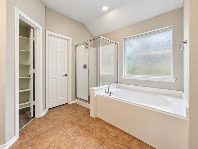 43 W Spindle Tree Circle, The Woodlands, TX 77382