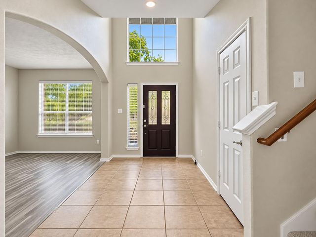 43 W Spindle Tree Circle, The Woodlands, TX 77382